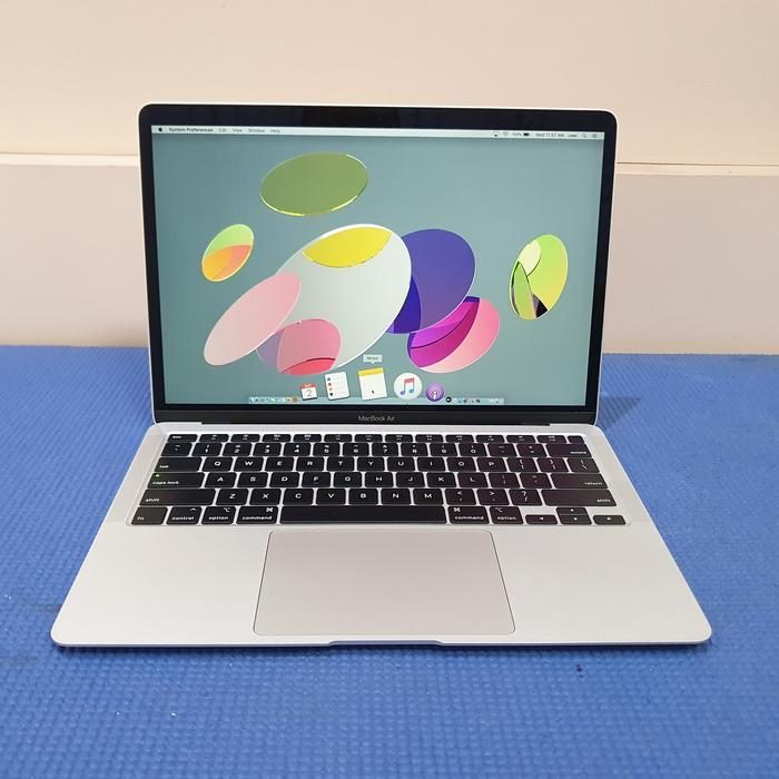 Macbook Air 2017 i7 // i5 13 inch Ram 8Gb Ssd 128gb//256gb Second Murah - foto 2